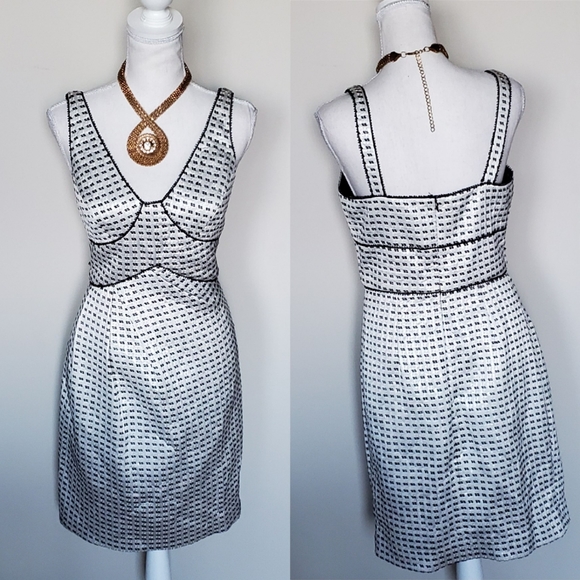 AYSHA Dresses & Skirts - AYSHA  Black-and-white dress with specks of silver